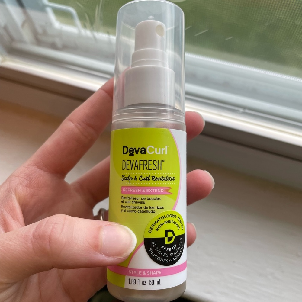 DevaCurl Devafresh scalp and curl revitalizer